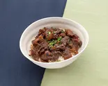 牛カルビ丼 Beef rib Rice bowl(ドシラク 赤羽店)