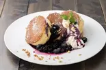 ブルーベリーソースパンケーキ（湘南パンケーキ 大阪ベイタワー店）