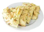 ガーリックチーズナン(Garlic CHEESE NAN)（ASIAN RESTAURANT TARAKHOLA KOSELI）