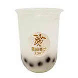 【人気です】タピオカカルピス（大須からあげとタピオカのお店 亜細亜坊）