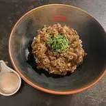肉1.5倍 和牛丼+温たま（黒毛和牛丼ぶり専門店 和牛丼 弥勒みろく）