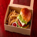 焼肉屋さんのアボカドチーズバーガー!!(焼肉と肉 Bistro SAPANA)