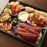 極上大名弁当(うな重+幕の内弁当) Supreme Daimyo Bento Box(Eel on Rice + Makunouchi Bento Box)（チャーチル）