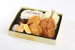 塩レモンから揚げとアジフライ弁当（とんかついなば和幸 天神橋筋商店街店）