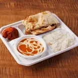 【満腹】選べるカレー・ナン・ライスの贅沢BOX Take-Out Box（THAIND(タインド)|ガパオ・タイ料理＆本格インドカレー）