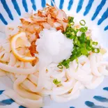 冷やしぶっかけうどん（惣菜なかむら）