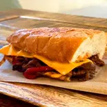 チーズステーキ・サンド(ハーフ)（FOODIES DELI）