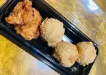コロッケ盛り合わせ(コロッケ3、エビのさつま揚げ2)（和のごはん みかづき）