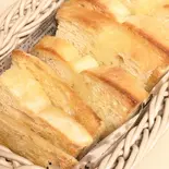 自家製フォカッチャ（原価ビストロチーズプラス名古屋錦店）