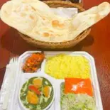 チキンほうれん草カレー/Chicken Spinach Curry(インドアジアンアカレーハウス KALIKA)