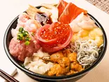 169 ゴールデン丼（魚丼 平尾二丁目店）