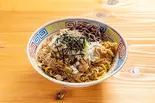 辛 肉まぜそば（麺尊RAGE 神田 肉まぜ 交点）