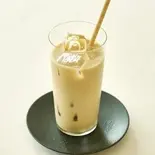 アイスほうじ茶ラテ（SiKiTO CAFE 日本橋）