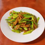 豚肉とニンニクの芽炒め（中華料理 福興飯店）