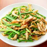 豚肉とニンニクの芽炒め（ニーハオ 大森駅前店）