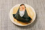 鮭ハラミおむすび（おむすび cafe ＆ dining micro-cafe）