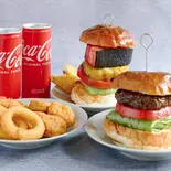 【お得】カンキバーガー&てりやきバーガー&フライドポテト・ナゲット・オニオンリング&コカ・コーラ2本(9 Hamburger & Dining Bar)