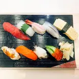 ディナー 日替わり握り9貫【時間限定16:30～20:30】（熟成すし前田）