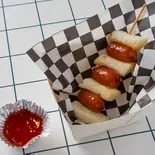 ソトック(ソーセージ＆餅)/ Sotteok (Sausage ＆ Rice Cake)（NEWYORK burger）