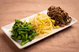 彩り野菜たっぷり自家製ナムル3種盛り(A5和牛焼肉・上野【ゆう焼けこやけ】6/1NEW OPEN!!)