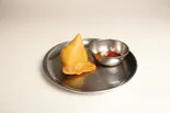 サモサ(SAMOSA)1個（インド定食ターリー屋 渋谷並木橋店）
