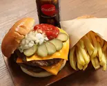 F-1154】ダブルチーズバーガーセットDouble cheese burger Set（ハンバーグ＆バーガー TERU 博多駅前通り店）