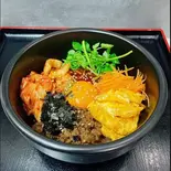 石焼ピビンパ(焼肉居酒屋シンゴル亭)