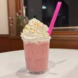 いちごヨーグルトスムージー（カフェ・アンニョン）
