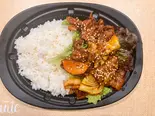 ヂェユクポカ丼（韓国料理キニ）
