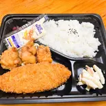 サクふわフィッシュ＆ジューシーチキン弁当（三代目かっちゃん）