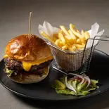クラシックブラーニーバーガー Classic Blarney Burger（Blarney Irish Pub ＆ Cafe Kitte）