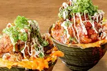 シェアセットA 【6個・オム卵】和風醤油のからあげ丼＆【6個・オム卵】ヤンニョムからあげ丼（オム卵からあげ丼 火の鳥 天下茶屋店）