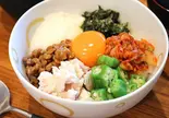 ねばとろキムチ丼（DONBURI HAPINES TORIYAMA ★どんぶり ハピネス 鳥やま 東十条鳥やま店）