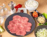 ネギ塩牛タン弁当（焼肉 俐輔）