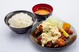 チキン南蛮風からあげ弁当(唐揚げ4個入り、みそ汁付)（きしから六甲道店）