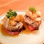 もつバーグ(もつ焼き&Jazz みのる)