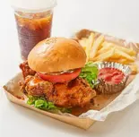 【デラックス】ホットフィレバーガーセット（ペリペリチキン＆チキンバーガー ファイヤーチキン 菊川店 Fire Chicken）