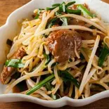 ニラレバ炒め（中華料理 錦園）