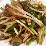 ニラレバ炒め（大衆酒場＆食堂888 ハチミツ）