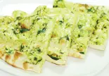 バジルナン Basil Naan（Indian Nepali Restaurant HEERA）