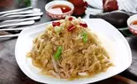 漬け白菜と春雨炒め (酸菜炒粉)（中華料理 錦園）