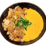 豚飯（横浜家系ラーメン赤家 お花茶屋本店）