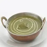 ほうれん草チキン Sag Chicken(【インド料理とカレーの店】トゥラシ)