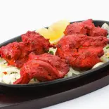 チキンティッカ(4ps) Chicken Tikka (4 Pieces)（クイーンガーデン）