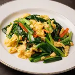 ニラ卵炒め（中華料理 嘉園 お台場店）