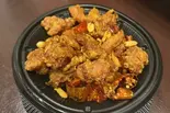 鶏肉と唐辛子炒め（逸品居 高幡不動店）