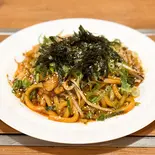 ホルモン焼きうどん（たろやんの家）