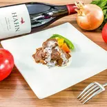イタリア郷土料理グラッシュ〜国産豚ホホ肉の煮込み〜（創作料理とワインのお店上田慎一郎）
