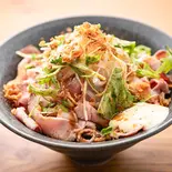 デカ盛りレアチャーシュー丼（ニク×ト×ソバ 本店）
