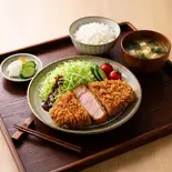 厚切り豚かつ定食（豚の台所 ぶう庵）